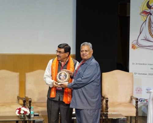 8c360f32-7a54-4f17-b481-7c89209ede9e